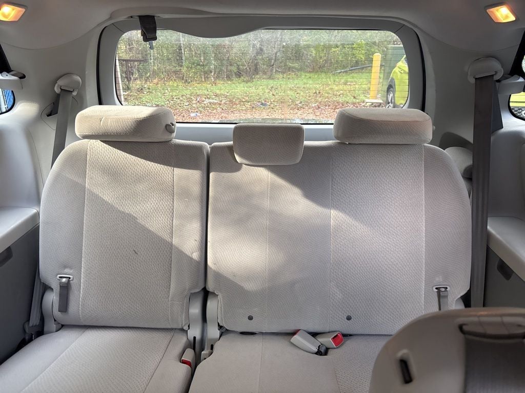 2014 Toyota Sienna LE