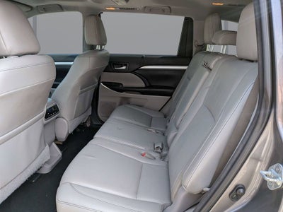 2016 Toyota Highlander XLE V6