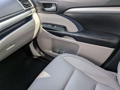 2016 Toyota Highlander XLE V6