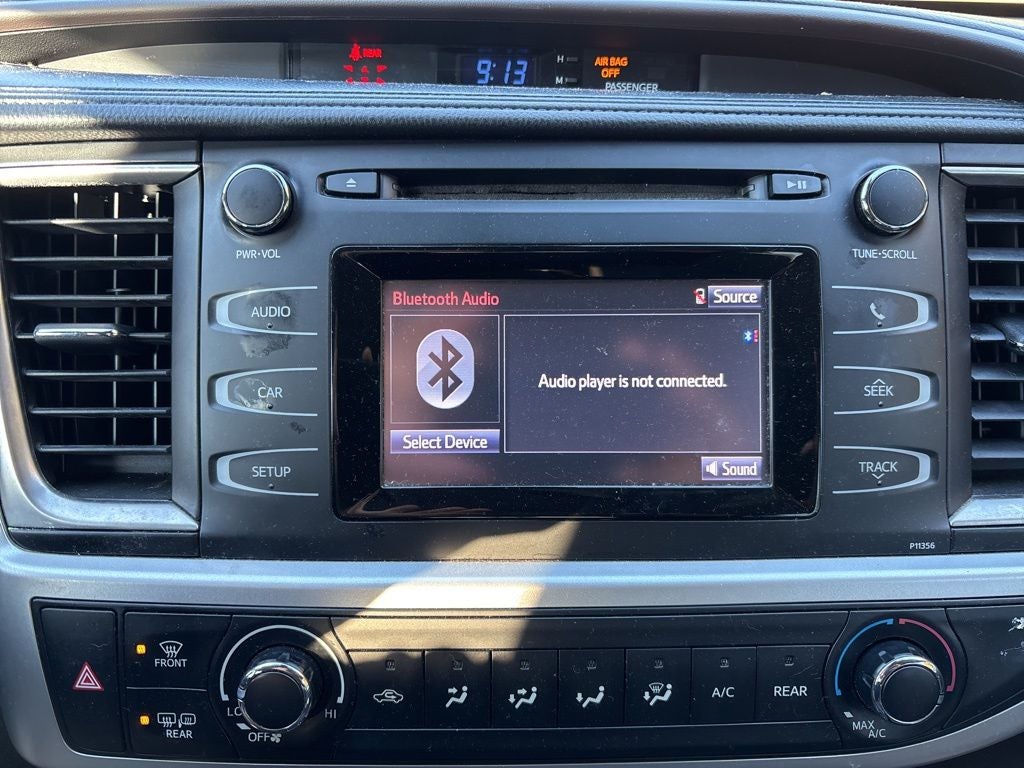 2017 Toyota Highlander LE