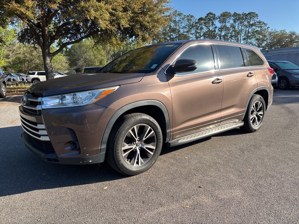 2017 Toyota Highlander LE