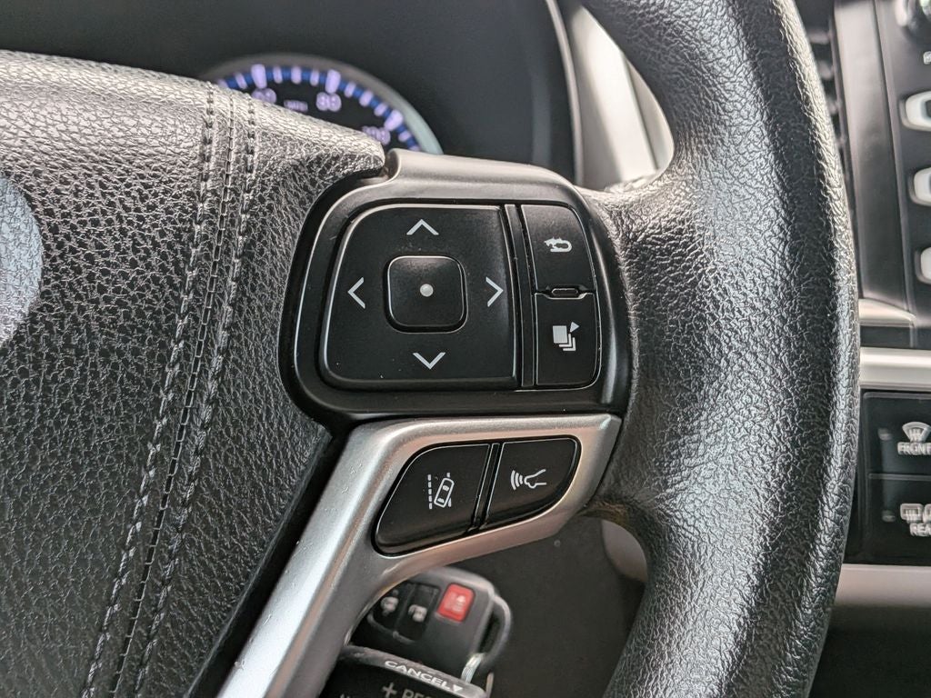 2017 Toyota Highlander LE