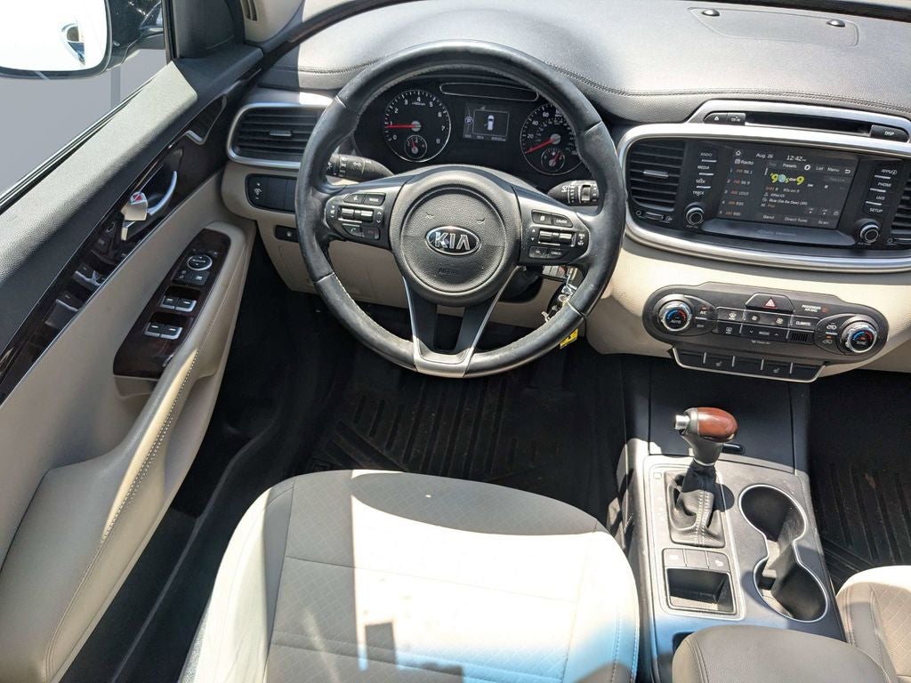 2017 Kia Sorento LX