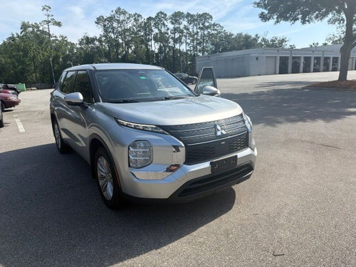 2024 Mitsubishi Outlander ES