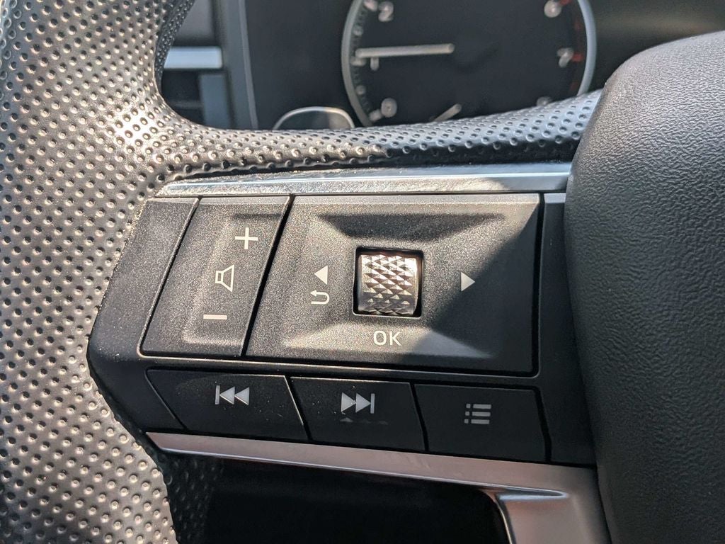 2024 Mitsubishi Outlander ES