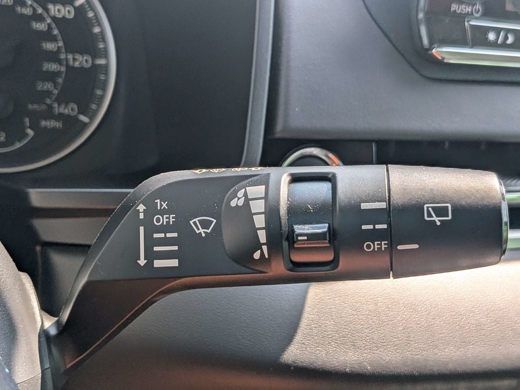 2024 Mitsubishi Outlander ES