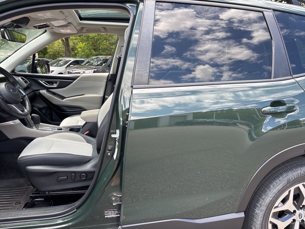 2024 Subaru Forester Premium