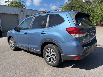 2022 Subaru Forester Premium