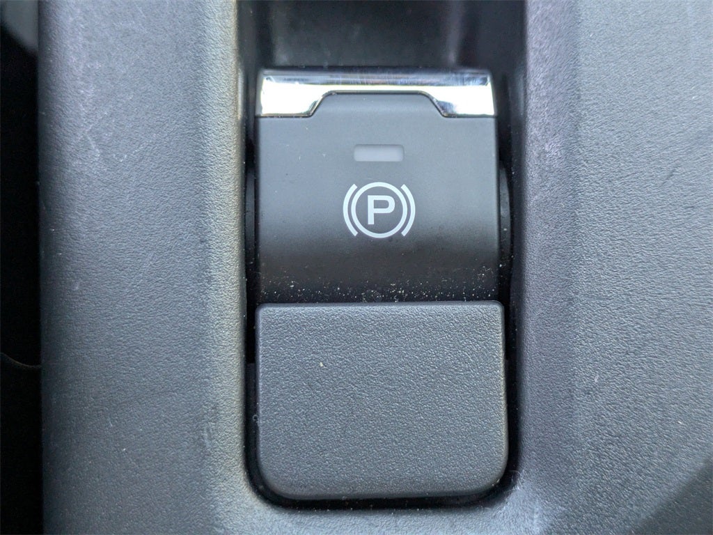 2025 Subaru Forester Base