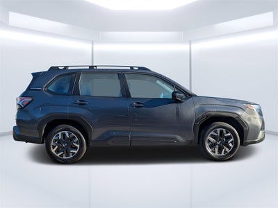 2025 Subaru Forester Base