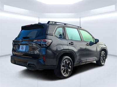 2025 Subaru Forester Base