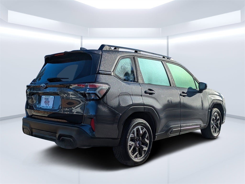 2025 Subaru Forester Base