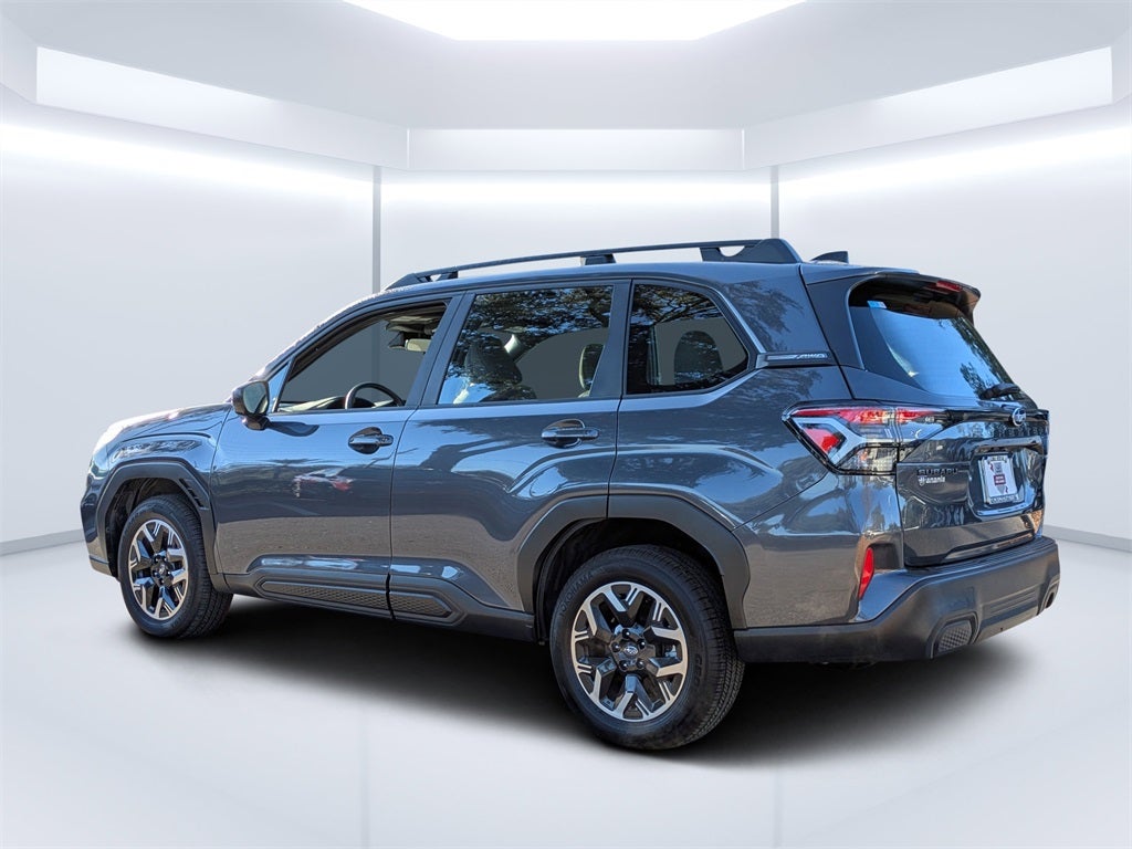 2025 Subaru Forester Base