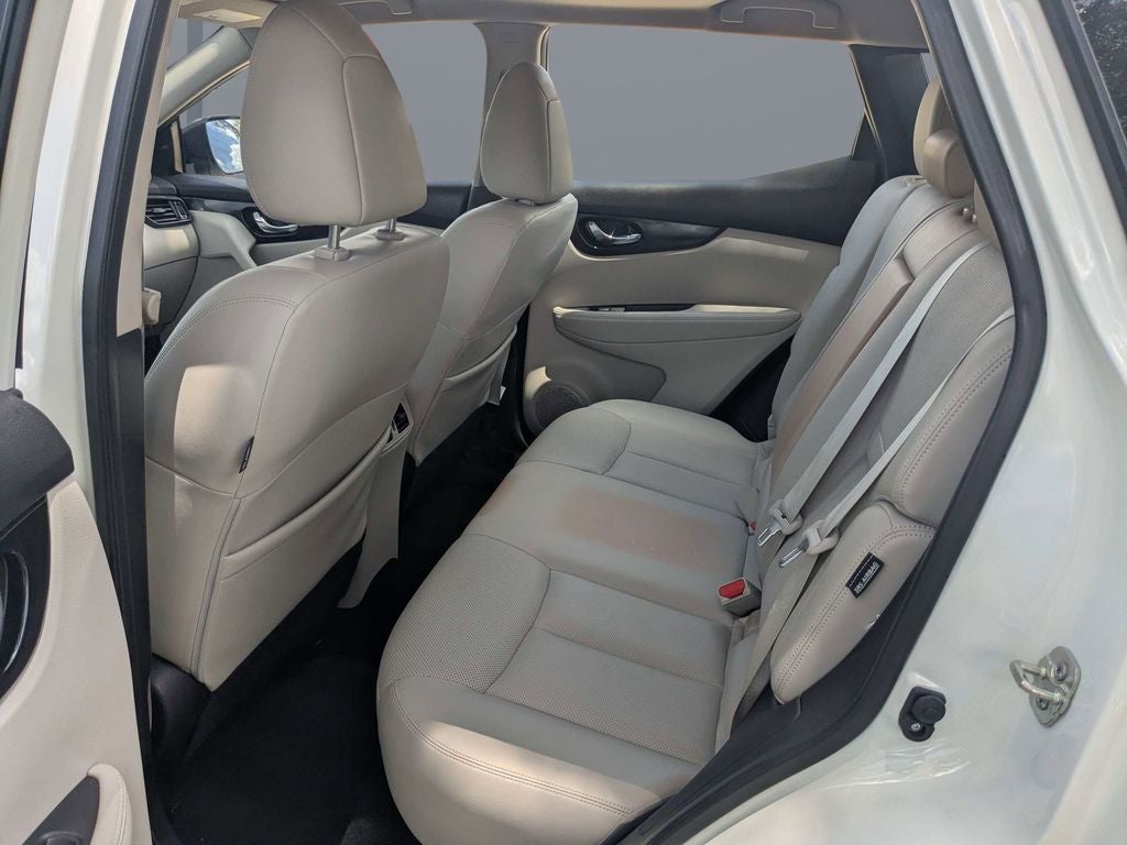 2022 Nissan Rogue Sport SL