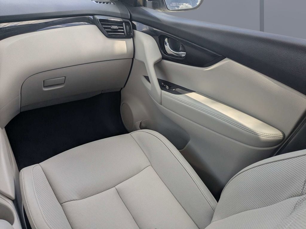 2022 Nissan Rogue Sport SL