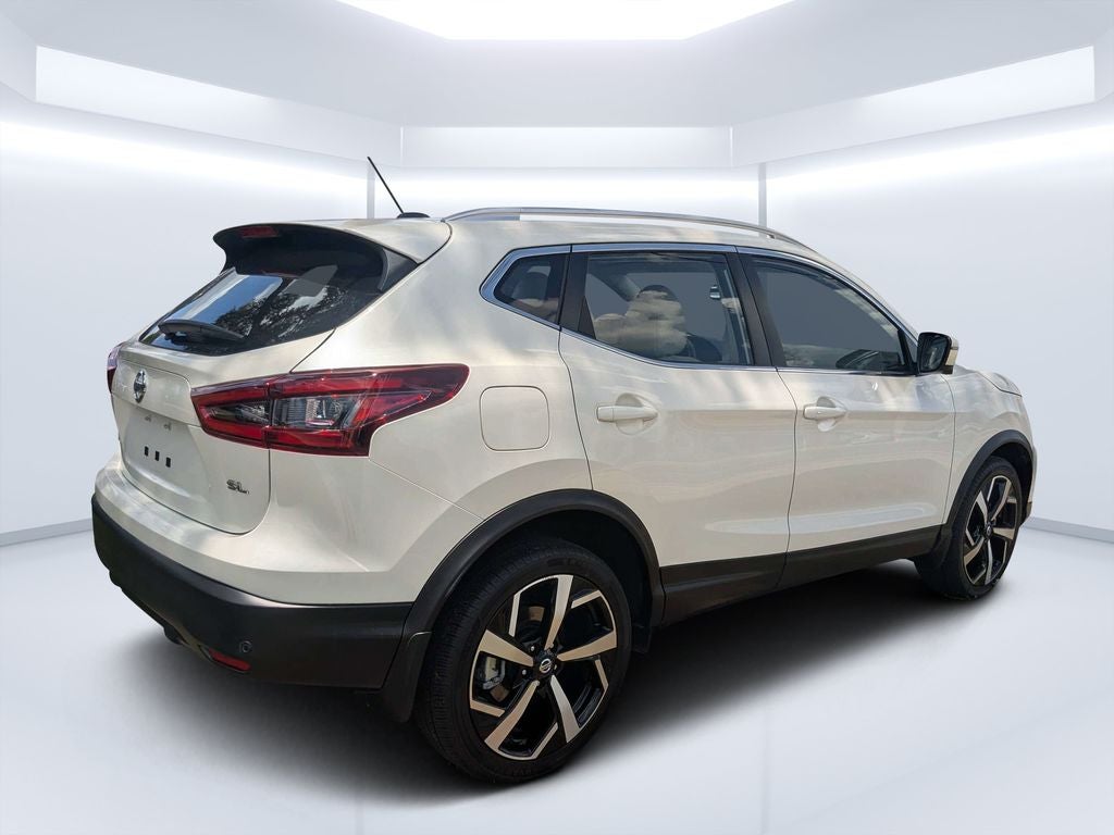 2022 Nissan Rogue Sport SL