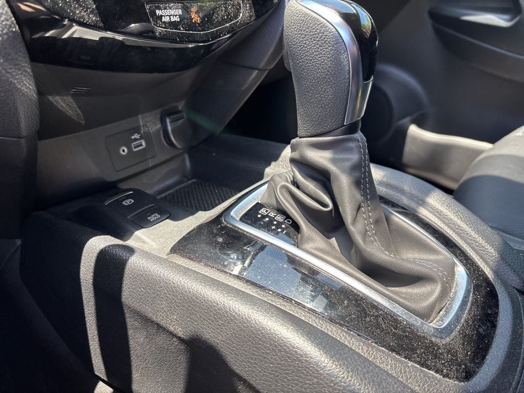 2022 Nissan Rogue Sport SL