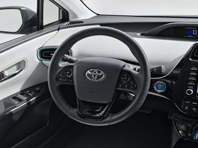2022 Toyota Prius XLE