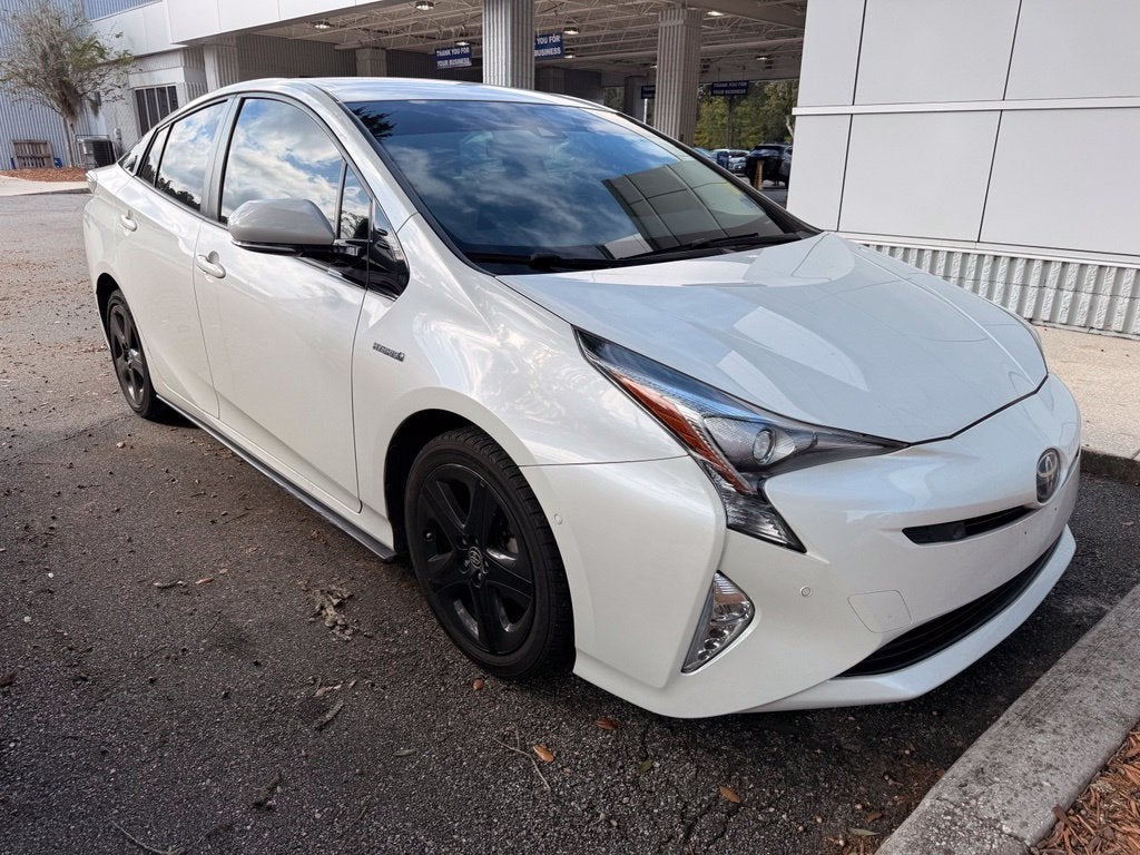 2018 Toyota Prius Three Touring