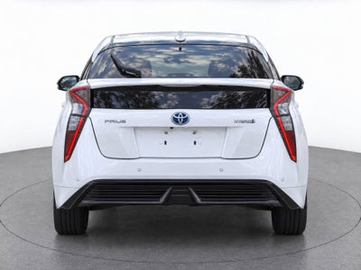 2018 Toyota Prius Three Touring