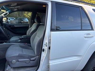 2004 Toyota 4Runner SR5