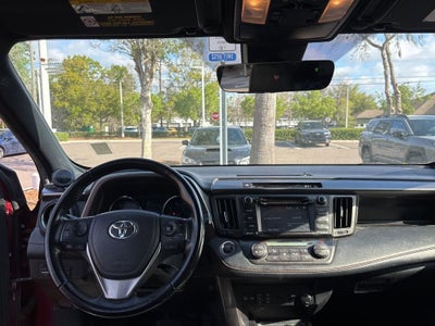 2018 Toyota RAV4 SE