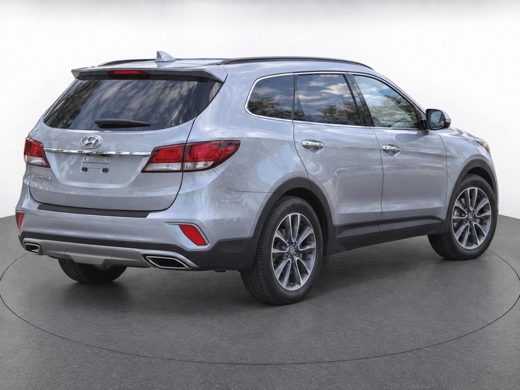 2018 Hyundai Santa Fe SE