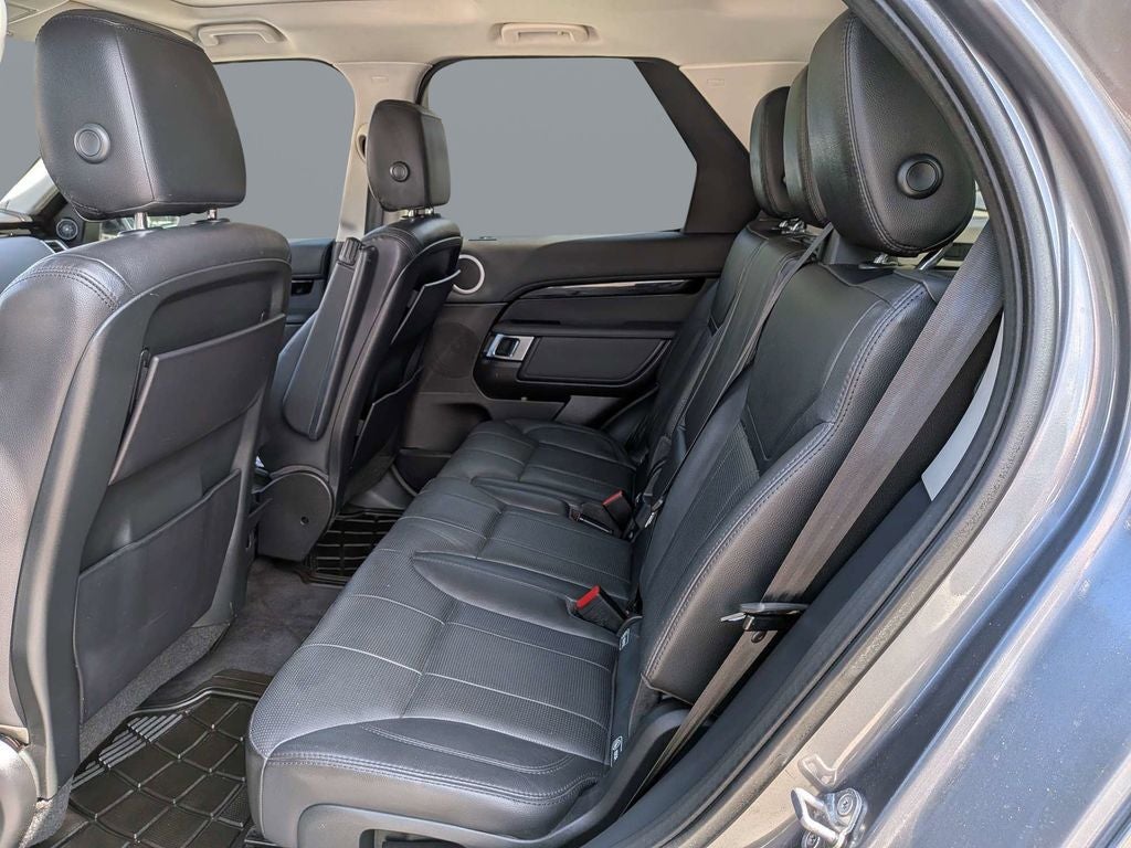 2018 Land Rover Discovery SE