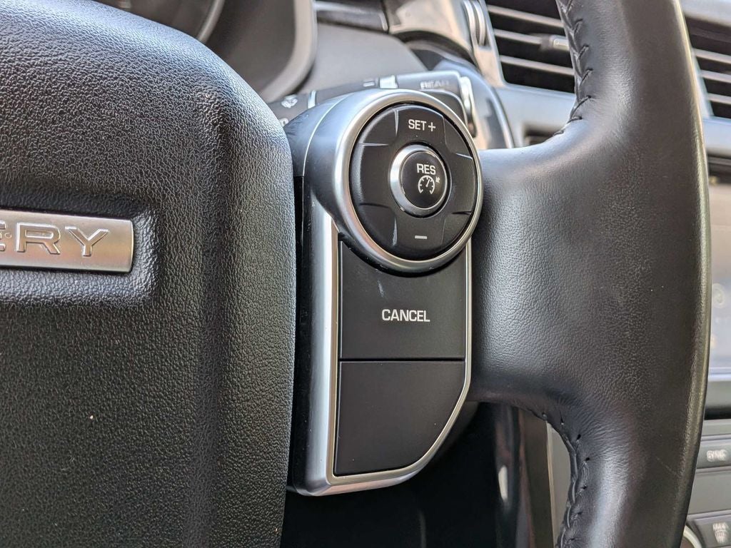 2018 Land Rover Discovery SE
