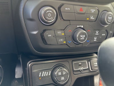 2023 Jeep Renegade Trailhawk
