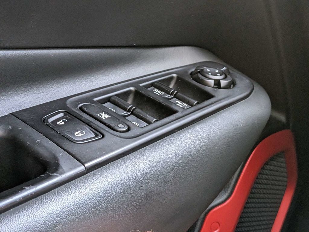 2023 Jeep Renegade Trailhawk