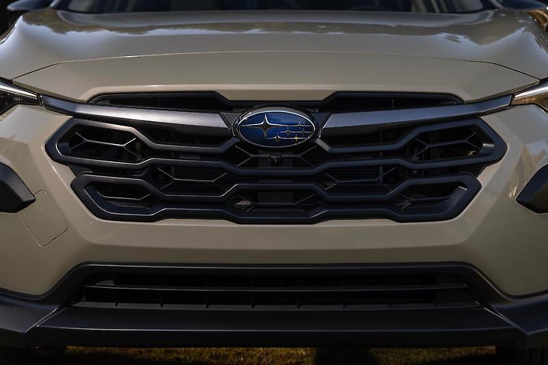 A close look at the crosstrek hybrid.